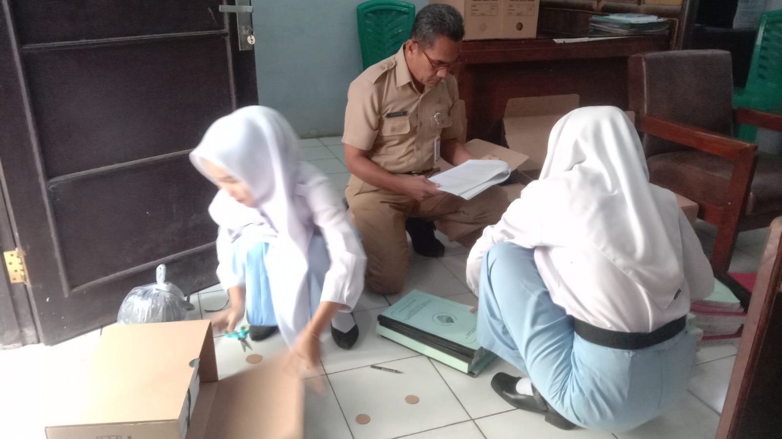 PENGELOLAAN ARSIP SEKSI PEMBERDAYAAN MASYARAKAT OPD KECAMATAN BENER