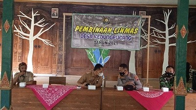 Pembinaan_Linmas_Kd__Pucang.jpg