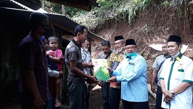 Penyaluran_Bantuan_Bas_Bencana_03_Feb_2022.jpg