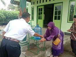 Sanitizer_Kedung_Pucang.jpg