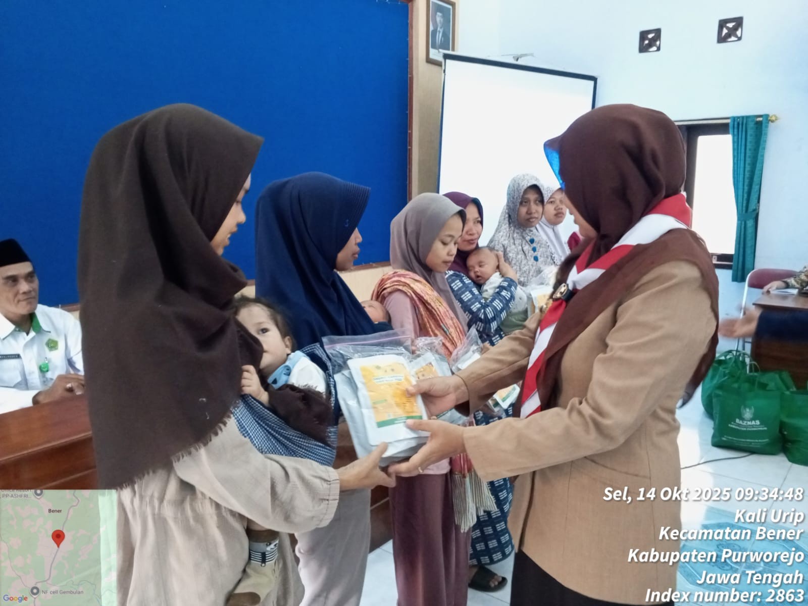 BAZNAS KABUPATEN PURWOREJO BERIKAN BANTUAN SOSIAL KEPADA IBU HAMIL DAN MENYUSUI DI KECAMATAN BENER