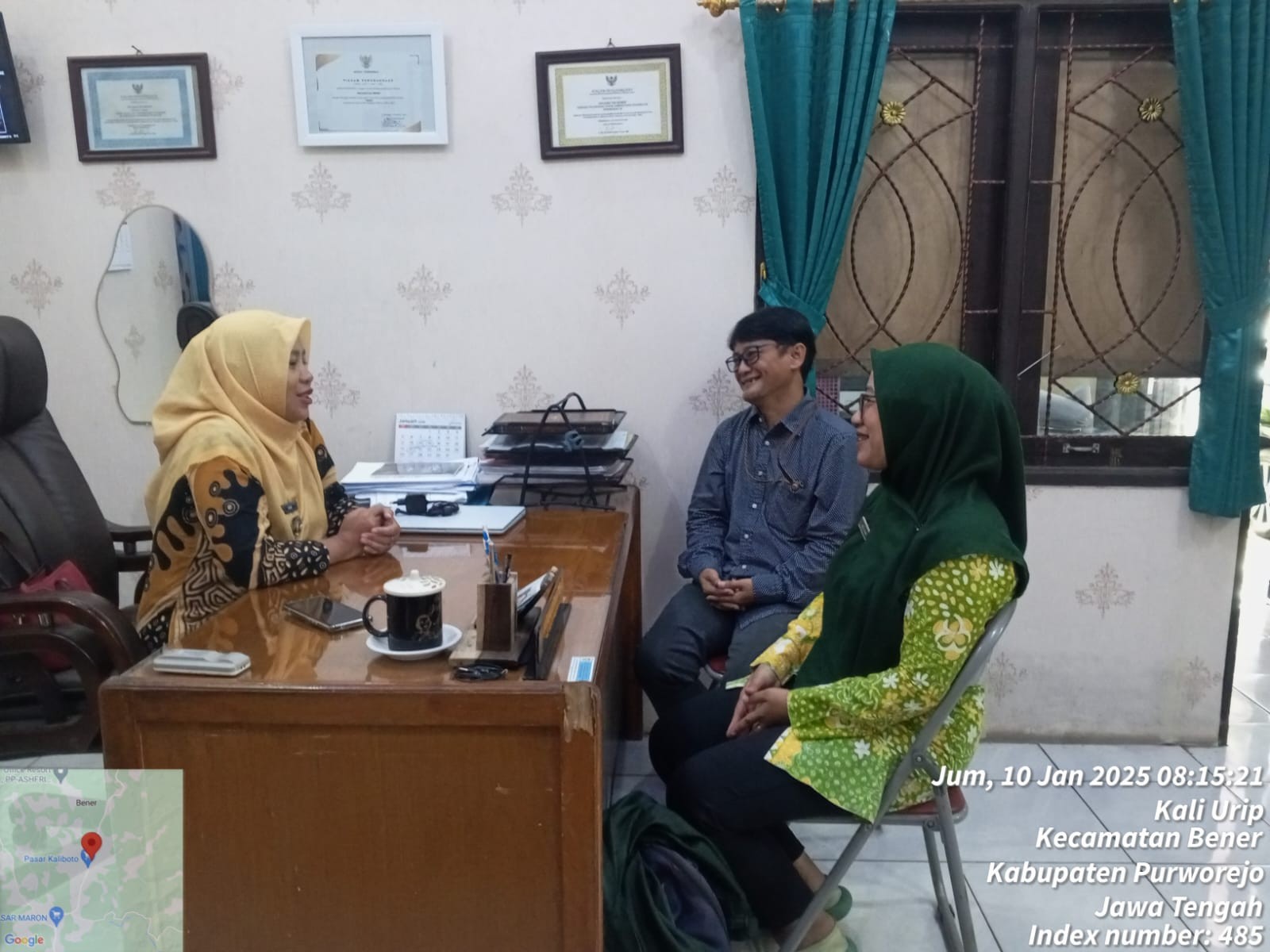 KOORDINATOR PENYULUH KELUARGA BERENCANA KOORDINASI DENGAN CAMAT BENER